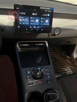 بی وای دی Qin Plus